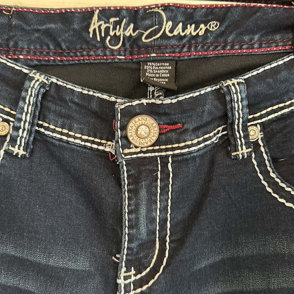Ariya faded denim straight leg Jeans - 11/12